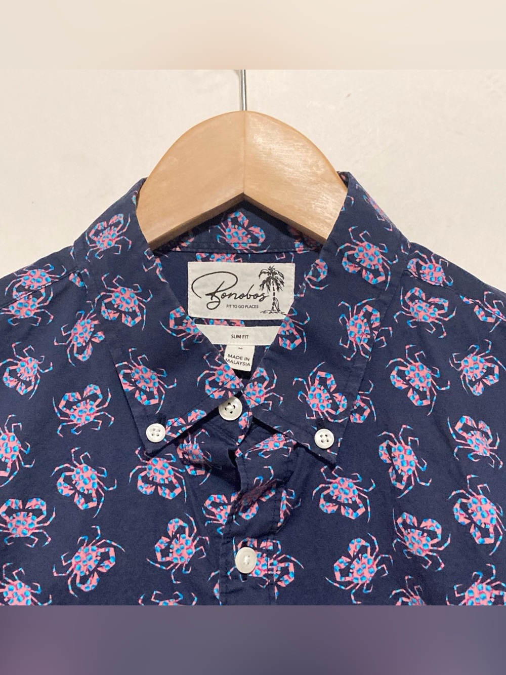 Bonobos Men’s Medium Slim Fit Short Sleeve Button Down Shirt Crab Print